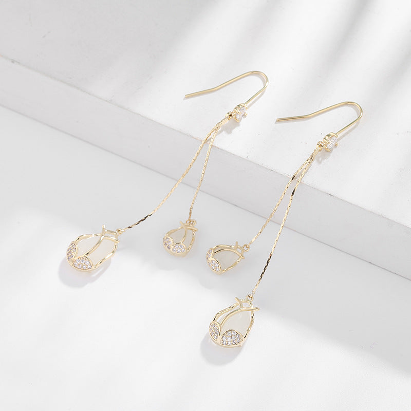 Tulip Cat’s Eye Earrings