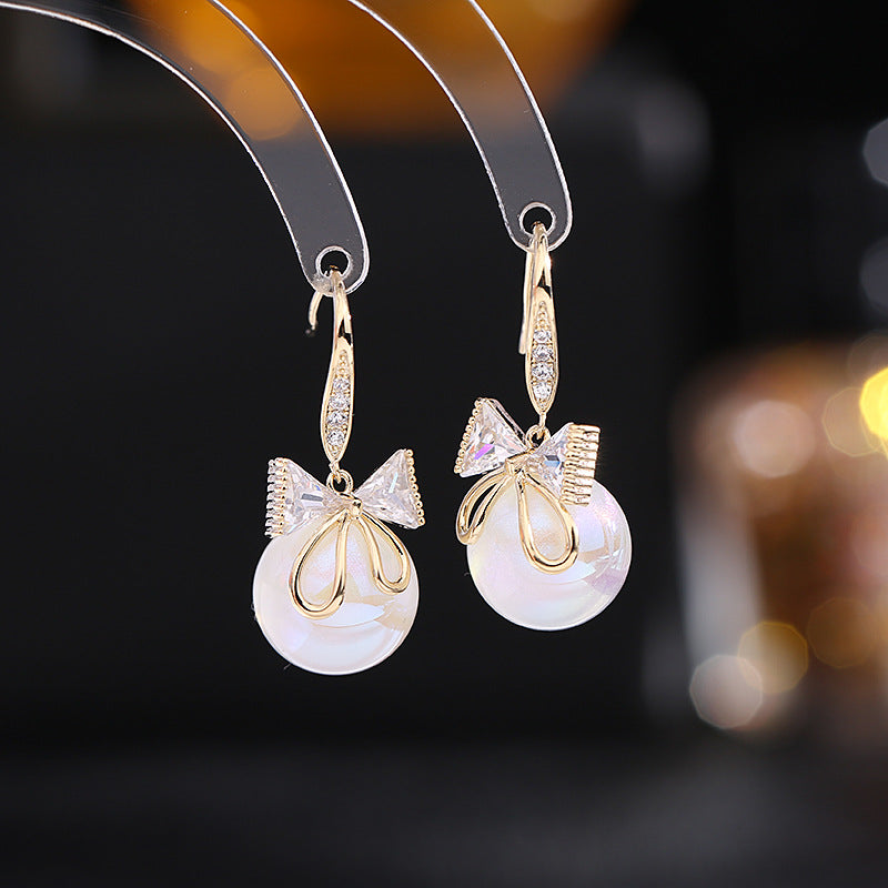 Refreshing Pearl BowHook Earrings