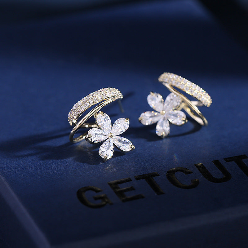 Fresh flower stud earrings